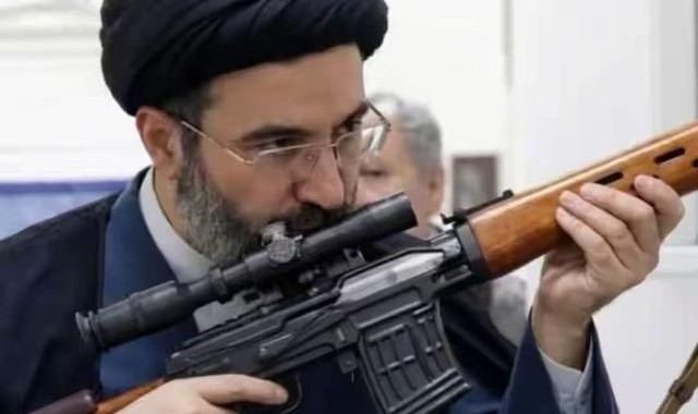 完美体育运营中心-第40波打击！伊朗大杀器齐射，美基地陷火海，特朗普向32国求助