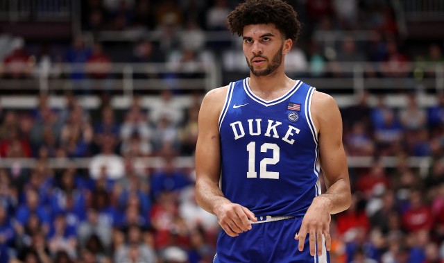 完美体育赛事官方-谁DNA动了？布泽尔儿子轰30分14板3助3断1帽 上半场就砍20+9+2+3